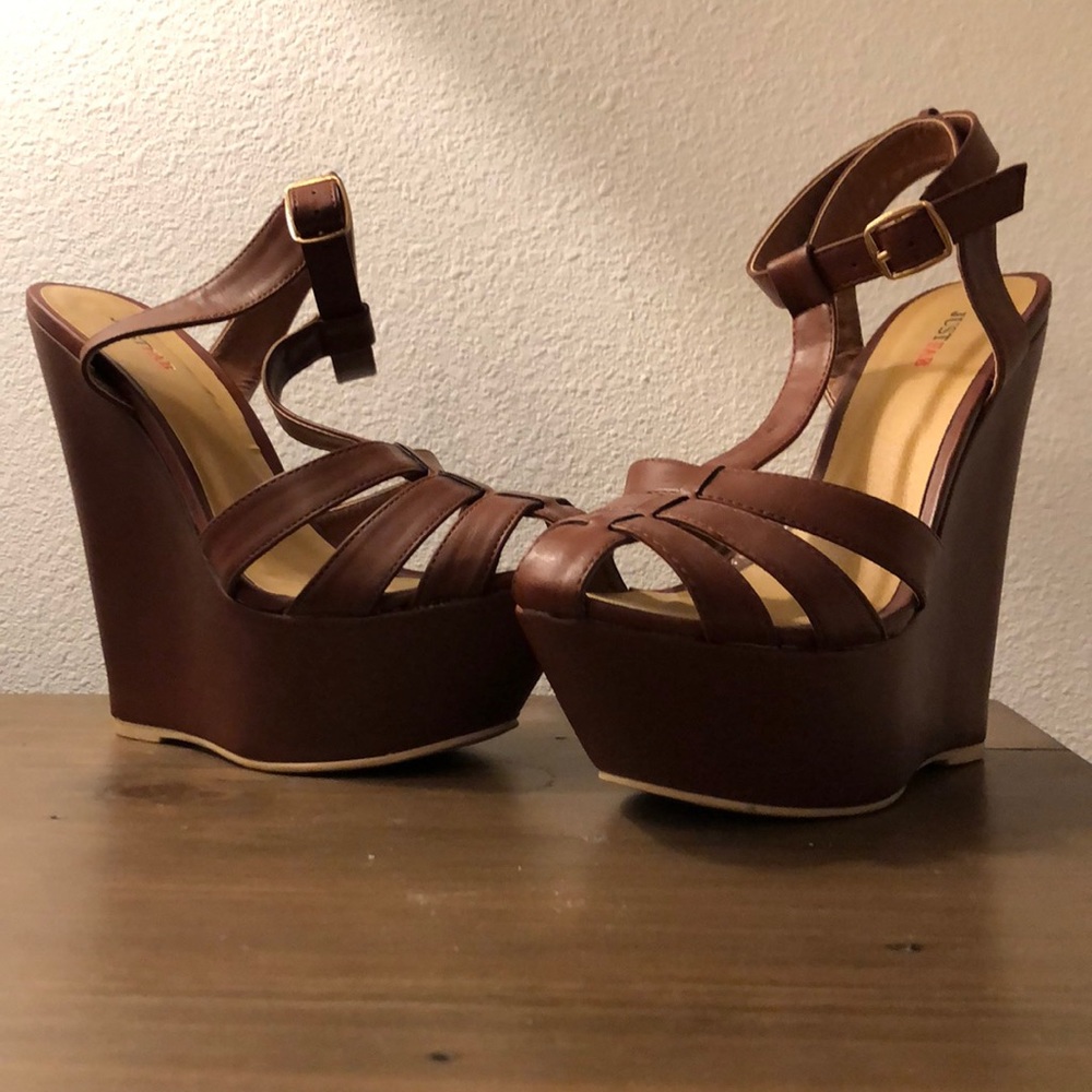 Mary Jane closed toe wedges